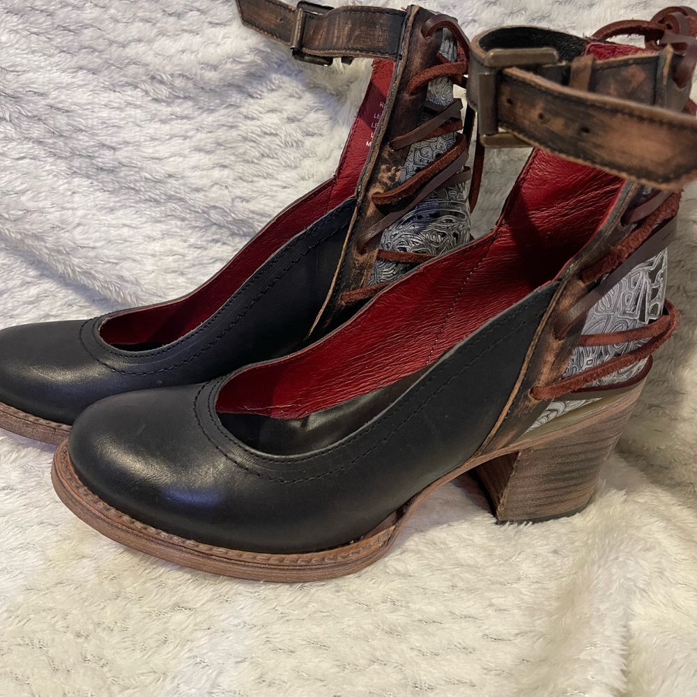 Rae Anne Freebird shoes. New never worn. No box